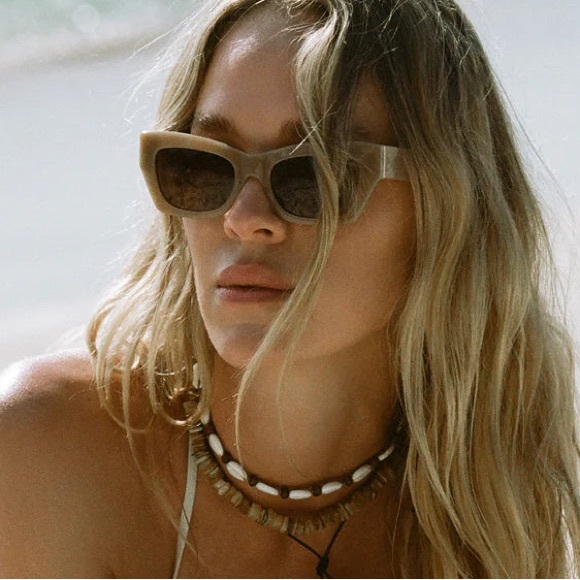 Z Supply x Warm Collective Polarized Sunglasses Taupe - Picture 1 of 3